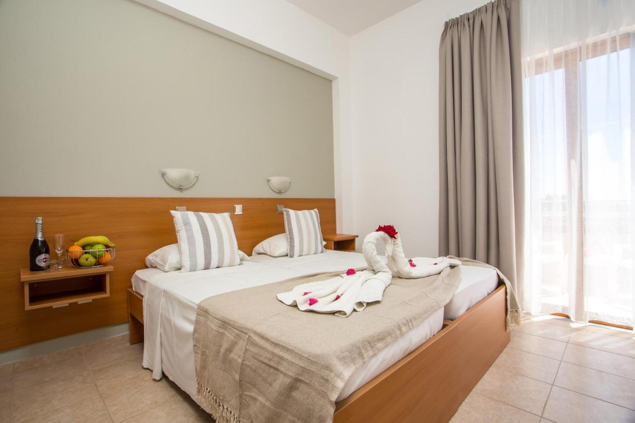 Hotel Ledras Gennadi Luaran gambar