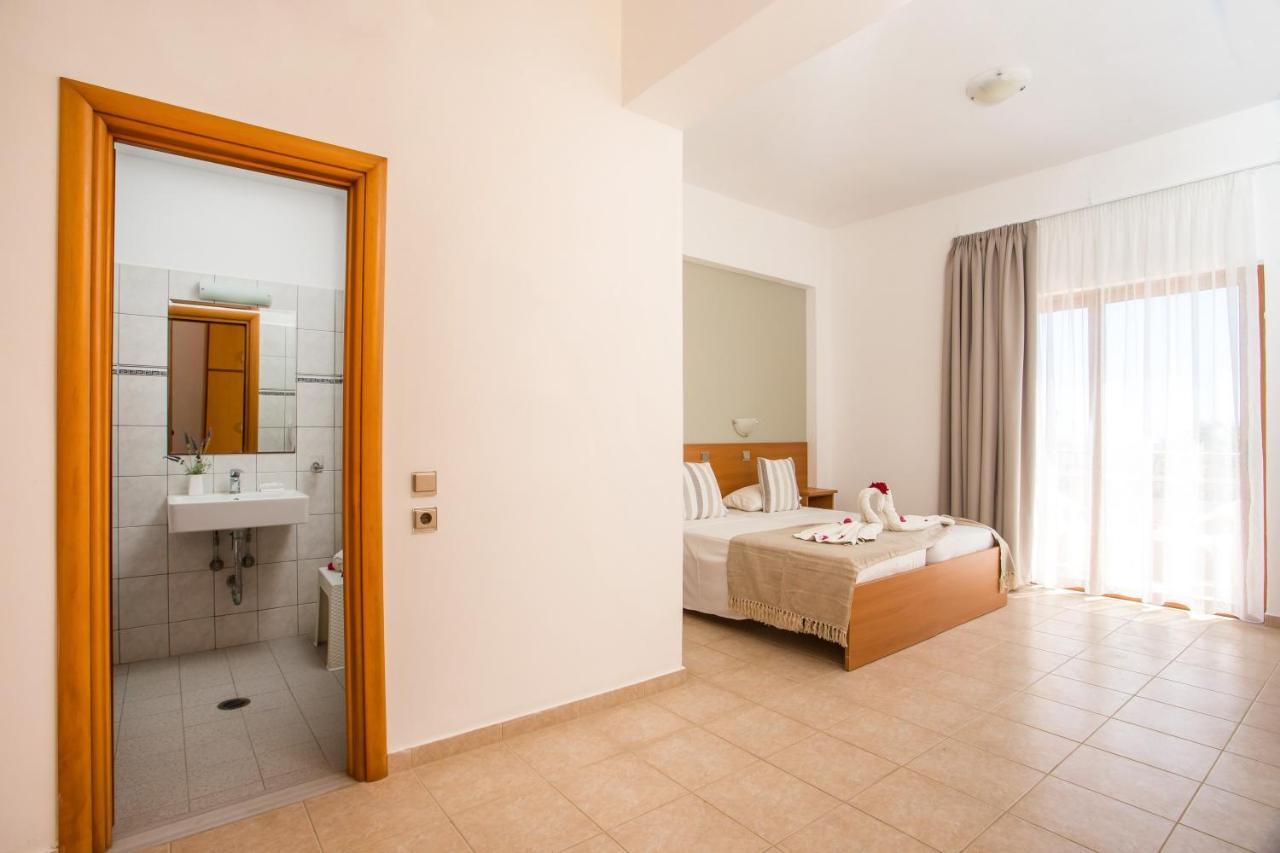 Hotel Ledras Gennadi Luaran gambar