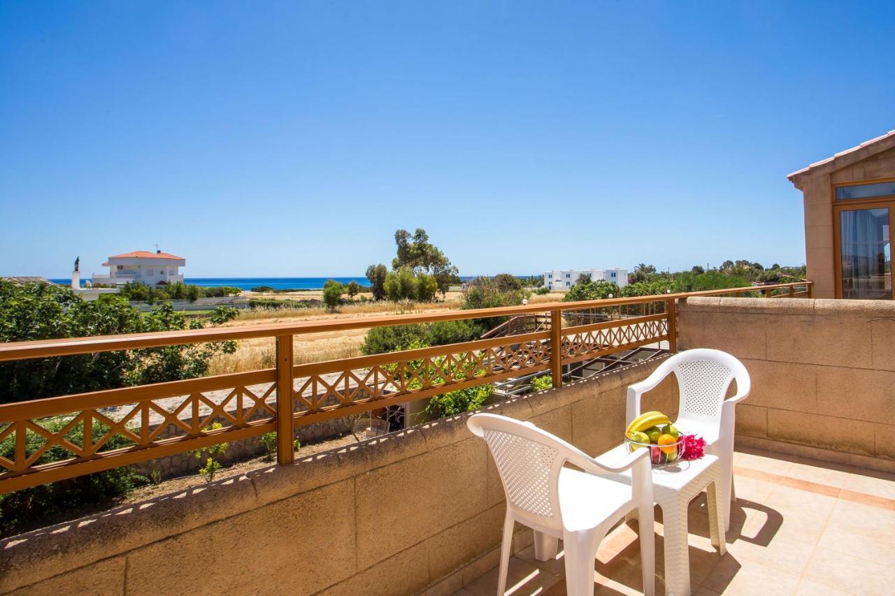 Hotel Ledras Gennadi Luaran gambar