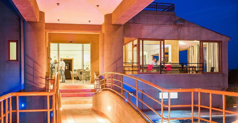 Hotel Ledras Gennadi Luaran gambar