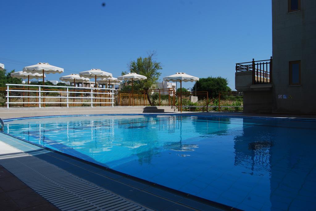 Hotel Ledras Gennadi Luaran gambar