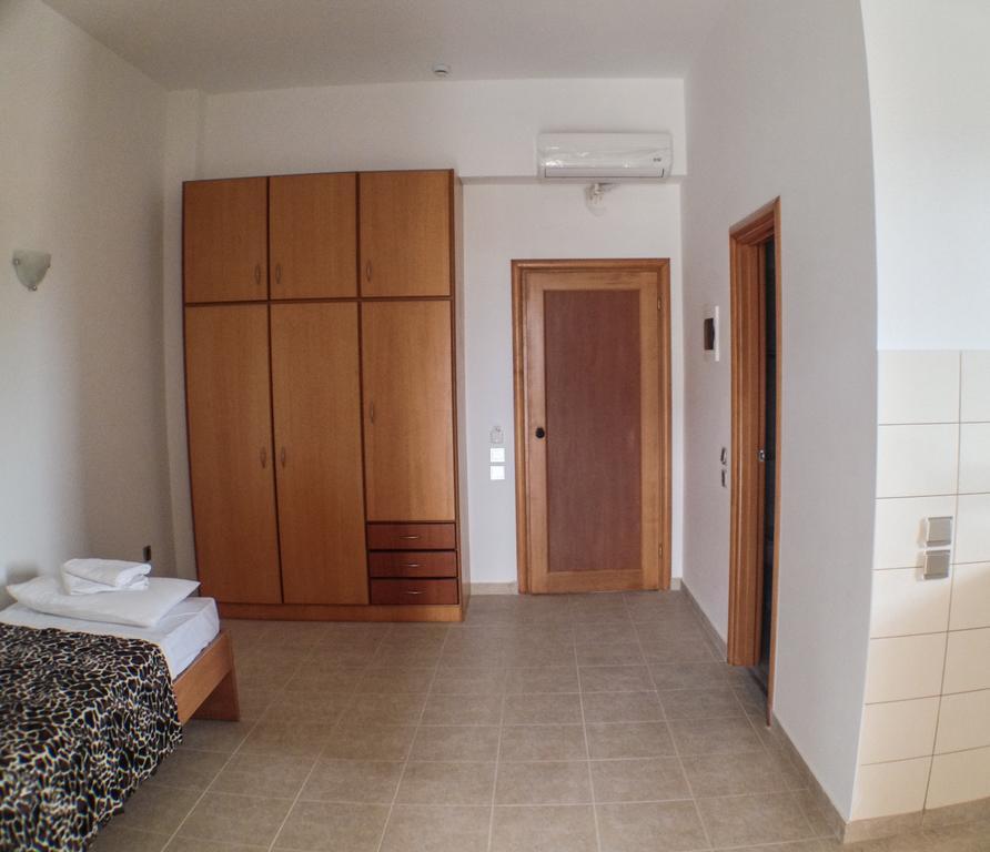 Hotel Ledras Gennadi Bilik gambar